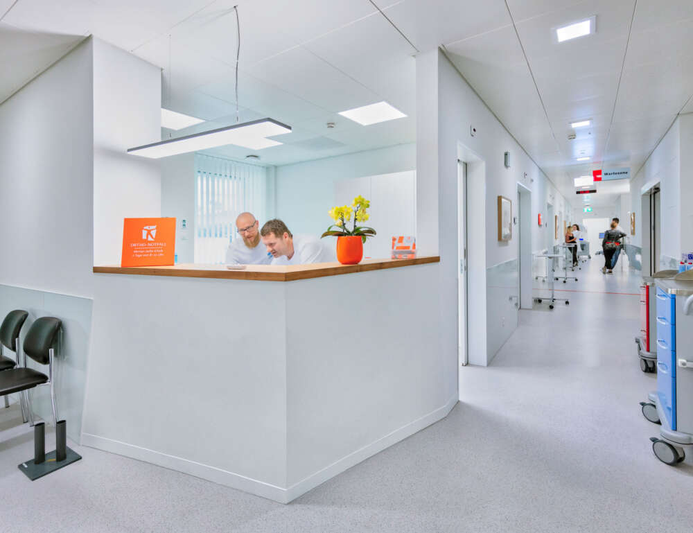 MI Ortho Notfall Empfang