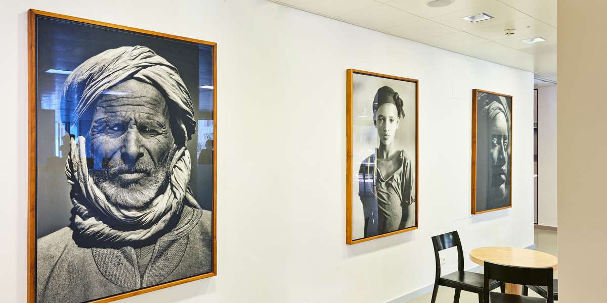 Fotografien im Eingang